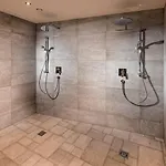 Forum 4*